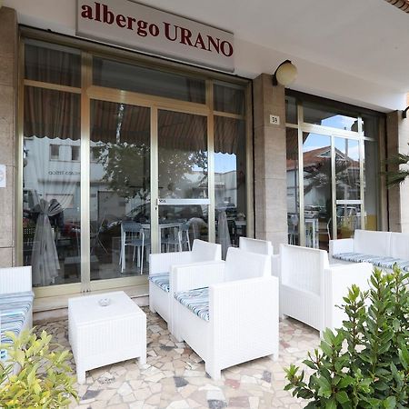 Hotel Urano كاتوليكا المظهر الخارجي الصورة