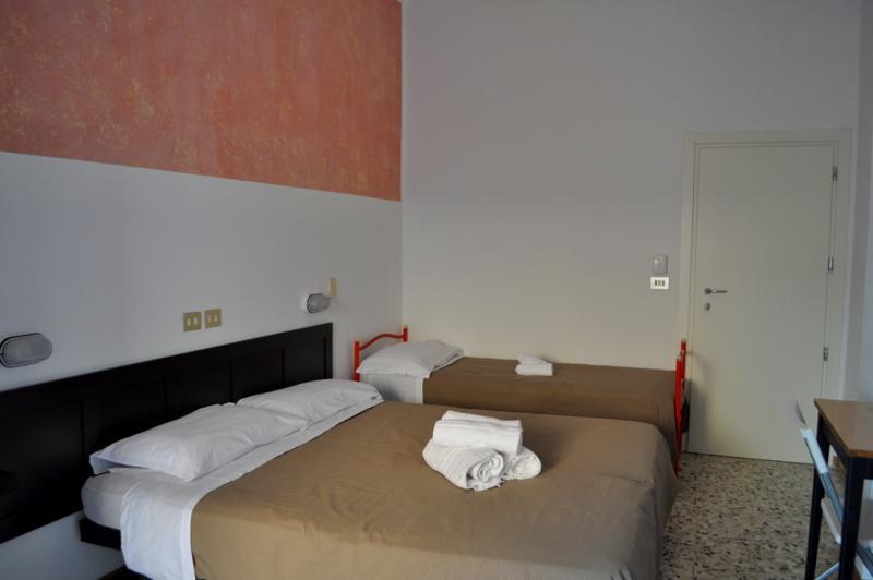 Hotel Urano كاتوليكا المظهر الخارجي الصورة