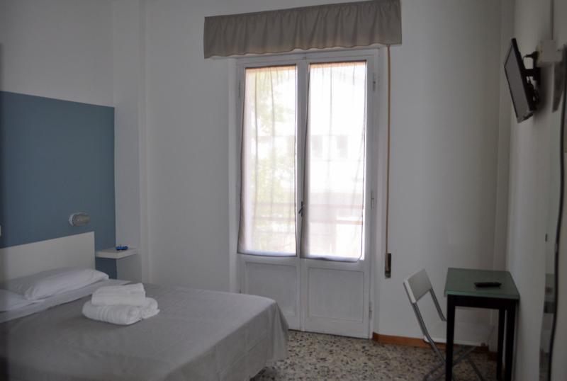 Hotel Urano كاتوليكا المظهر الخارجي الصورة